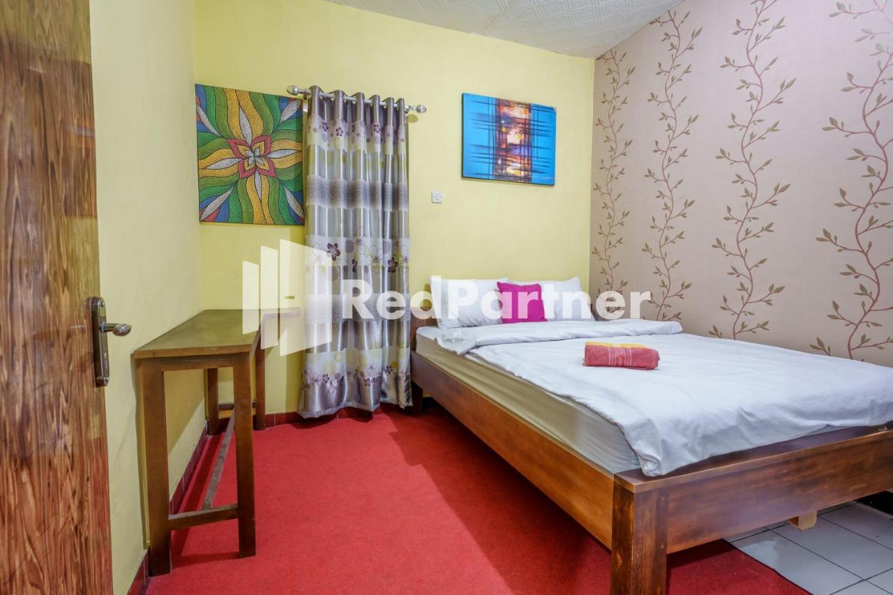 Nafisa Homestay Syariah Near Jatim Park 3 Batu Mitra Reddoorz Маланг Екстер'єр фото